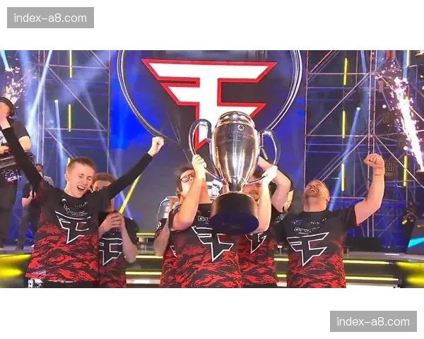 《CS2》IEM卡托维兹总决赛，FaZe Clan让二追三夺得冠军